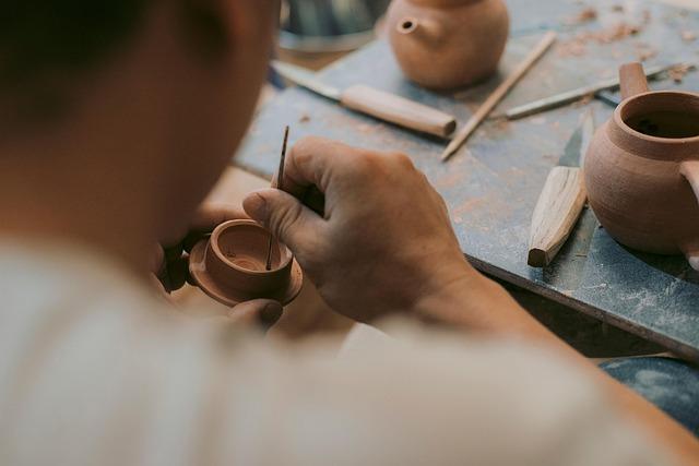 Understanding the Basics of Ceramic and Traditional Nonstick Coatings